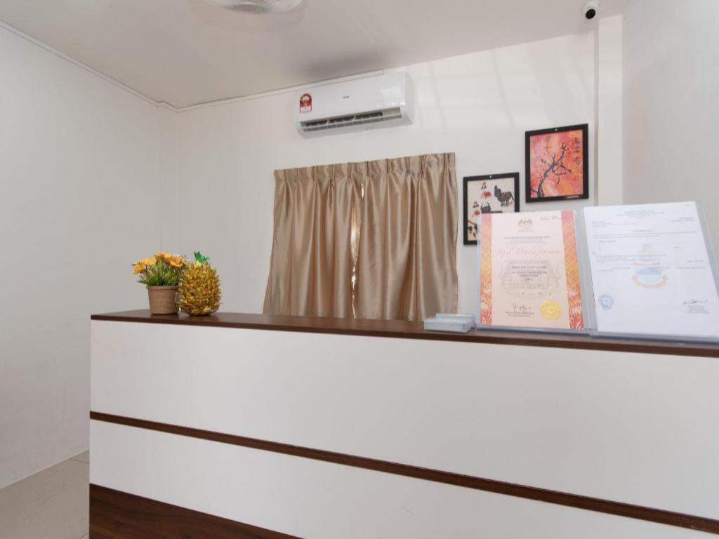 Oyo 44011 Weng Bee Guest House Kota Kinabalu Exterior foto